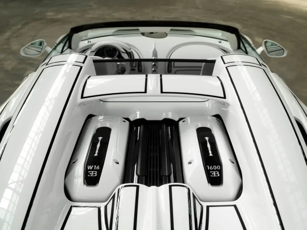 Blanc Éternel: El Bugatti W16 Mistral que coquetea con la porcelana más fina 3 Motor16 2026 Bugatti W16 Mistral Blanc Éternel. Imagen detalle.