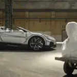 Blanc Éternel: El Bugatti W16 Mistral que coquetea con la porcelana más fina