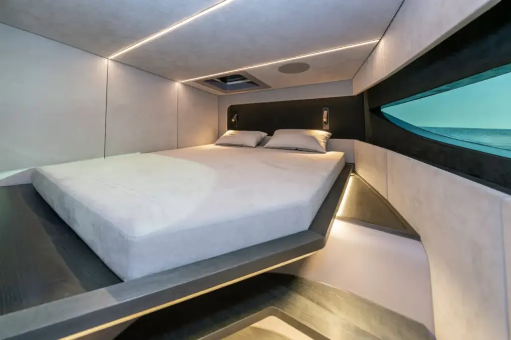 Brabus ha creado este Ultima 55, un catamarán con casi tres veces la potencia de un G 63 AMG 22 Motor16 2026 Brabus Ultima 55 catamaran 13 Motor16