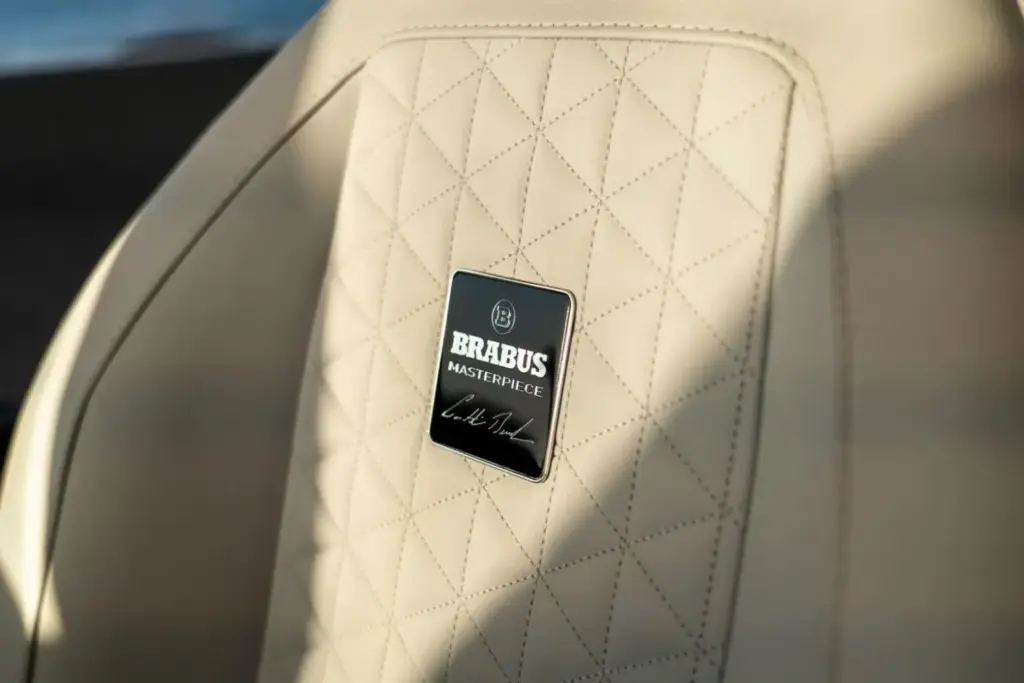 Brabus ha creado este Ultima 55, un catamarán con casi tres veces la potencia de un G 63 AMG 19 Motor16 2026 Brabus Ultima 55 catamaran 7 Motor16
