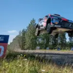 Fourmaux lidera el Rally de Finlandia con un temprano 1-2 de Hyundai en su 75º aniversario