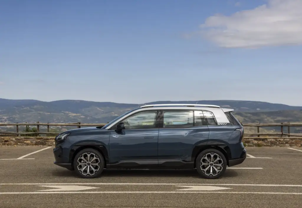 GAC Aion V: Conducimos el SUV eléctrico con el que entran por la puerta grande 8 Motor16 2026 GAC Aion V 11 Motor16