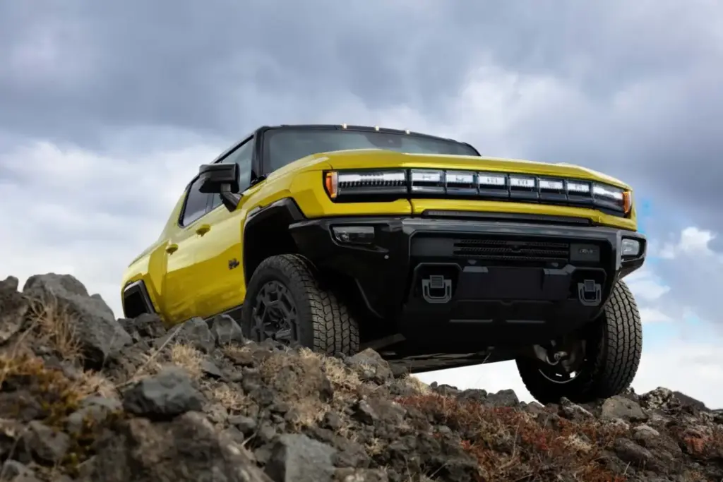 GMC Hummer EV Icon | 25: El homenaje a un monstruo nacido hace 25 años que gastaba 21,4 l/100 km 9 Motor16 2026 GMC Hummer EV Icon 25 9 Motor16