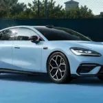 Geely Galaxy TT: La berlina eléctrica con 725 km de autonomía gracias a una batería diminuta