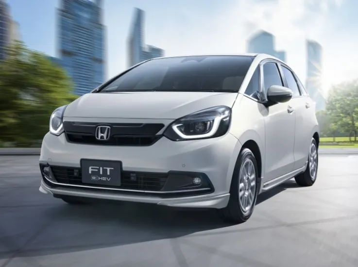 El Honda Jazz que soñaba con ser Civic Type R existe y lo firma el especialista Mugen 6 Motor16 2026 Honda Fit Jazz accesorios 10 Motor16