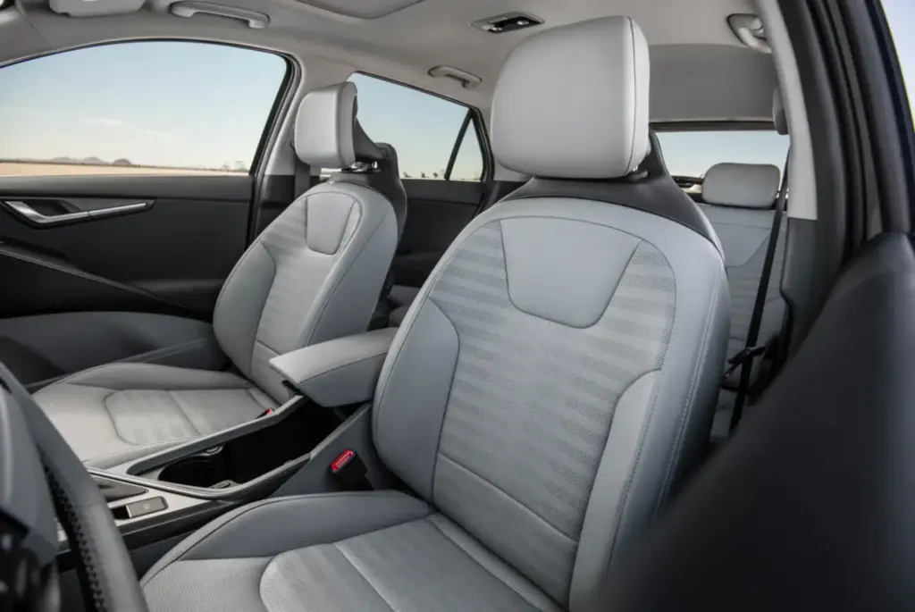 El actualizado Kia Niro cruza el océano para venderse en EE.UU. sin sorpresas aparentes 16 Motor16 2026 Kia Niro HEV USA 8 Motor16