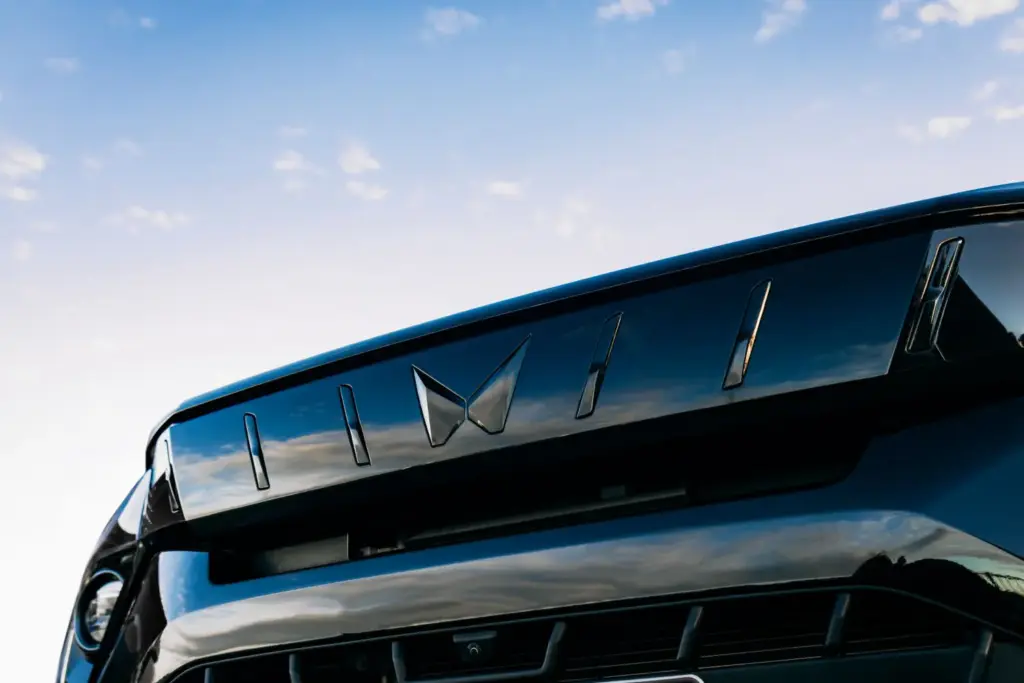 2026 Mahindra XUV 3XO Black Edition 2 Motor16