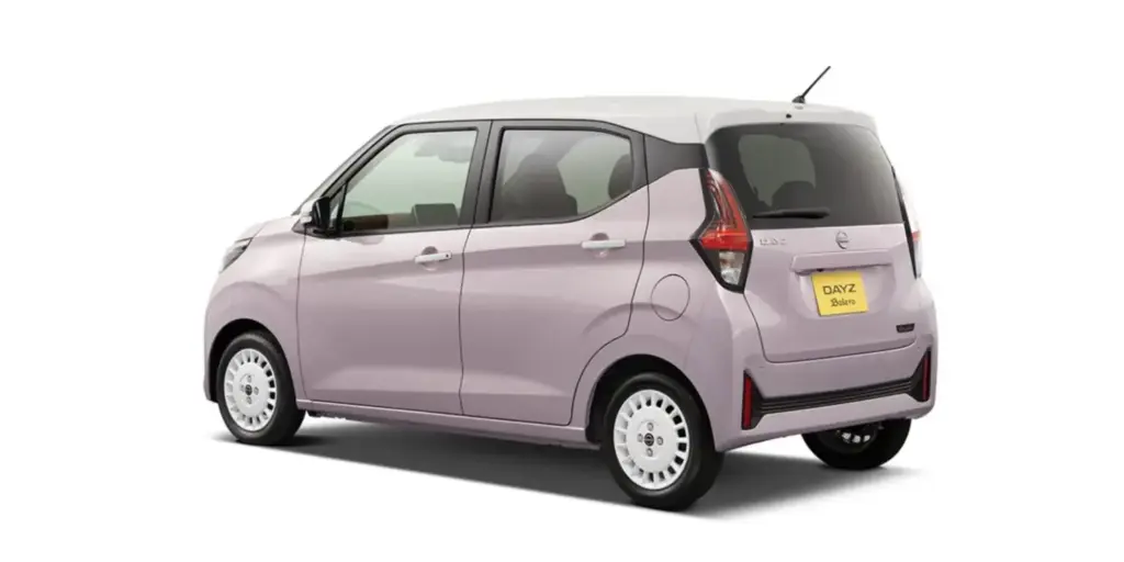 Nissan Dayz: El kei car de 8.000 euros que en Japón ponen más guapo y más seguro 3 Motor16 2026 Nissan Dayz. Imagen trasera.