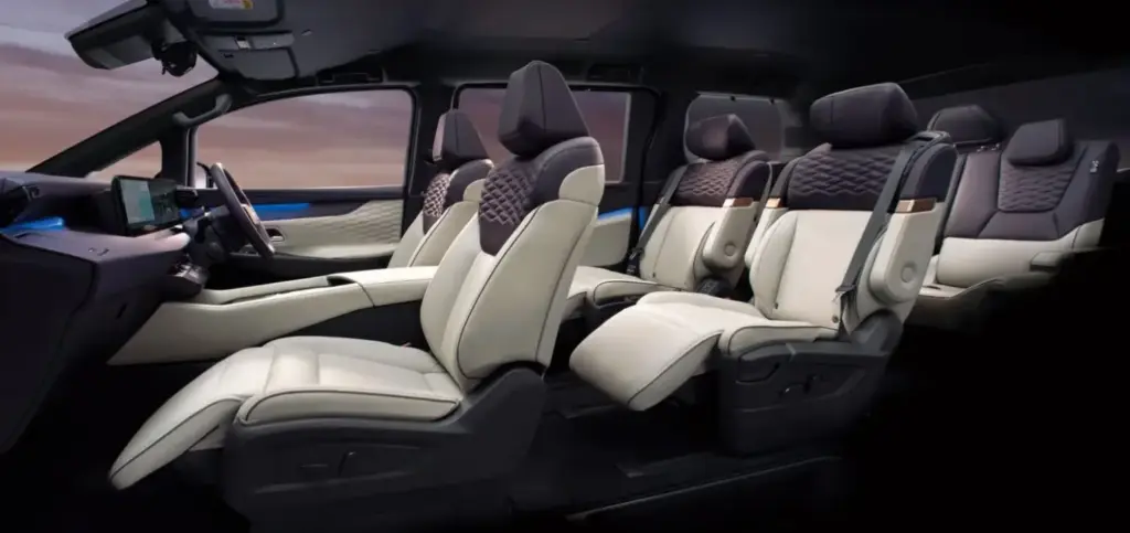 2026 Nissan Elgrand Japon 18 Motor16