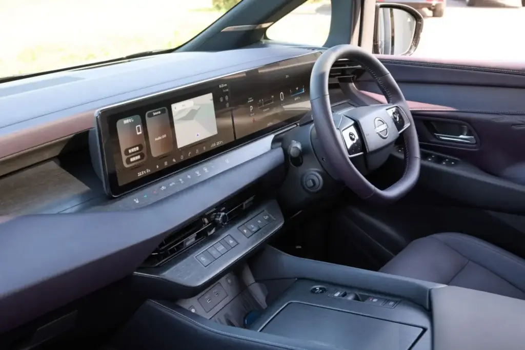 2026 Nissan Elgrand Japon 8 Motor16