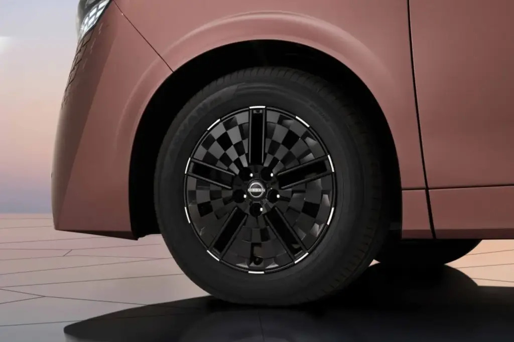 2026 Nissan Elgrand Japon 9 Motor16