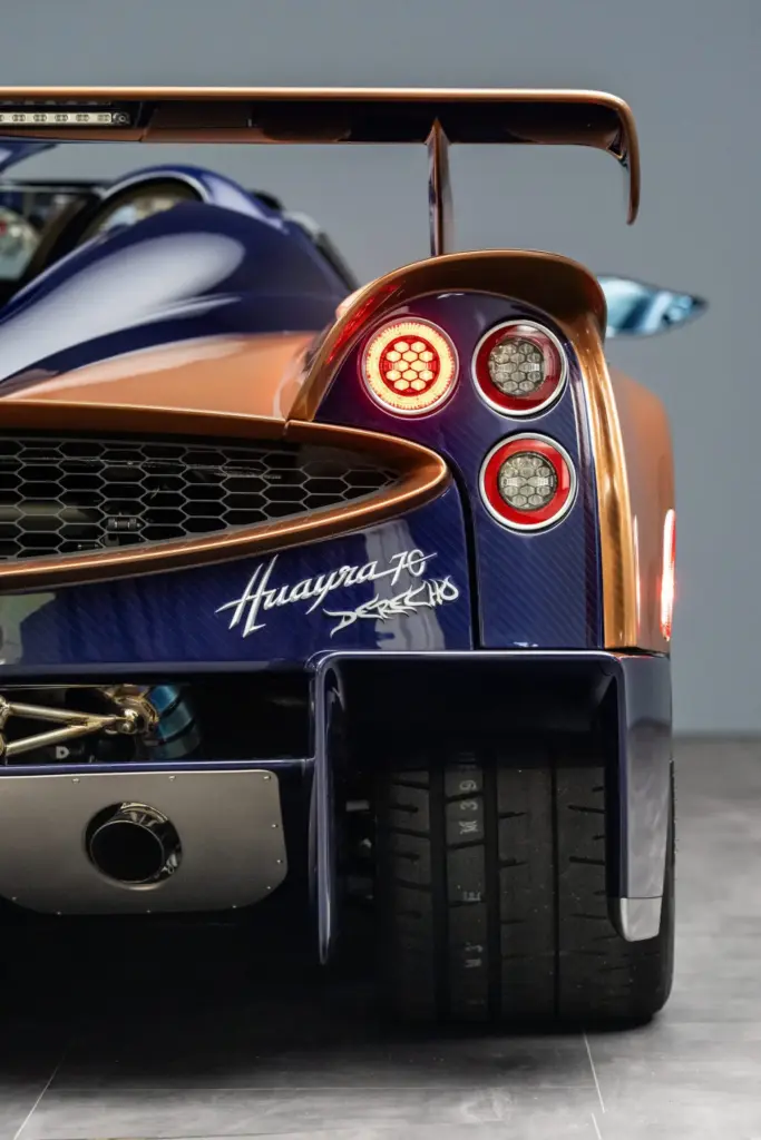 Horacio Pagani construye el Huayra que hubiera creado Leonardo Da Vinci por su 70 cumpleaños 10 Motor16 2026 Pagani Huayra 70 Derecho 8 Motor16