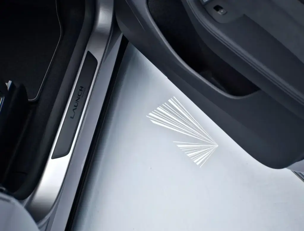 Tesla Model Y L: A unos 600 euros el centímetro adicional 13 Motor16 2026 Tesla Model Y L Premium Launch Series 8 Motor16