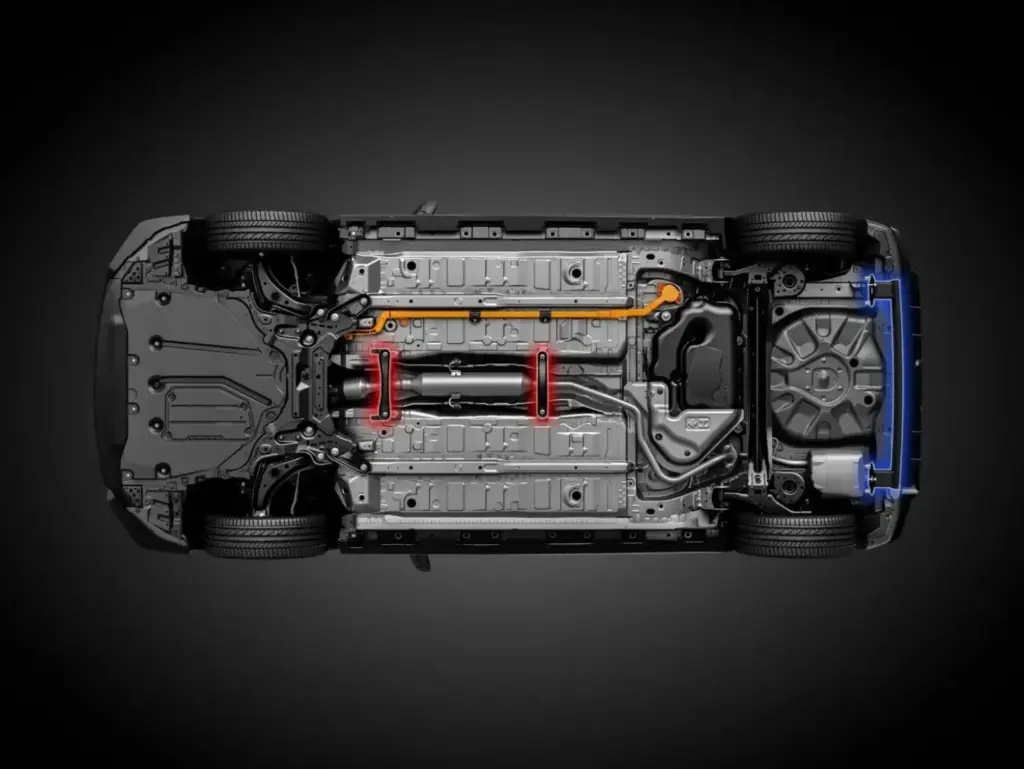 2026 Toyota Aqua GR Sport. Imagen chasis.