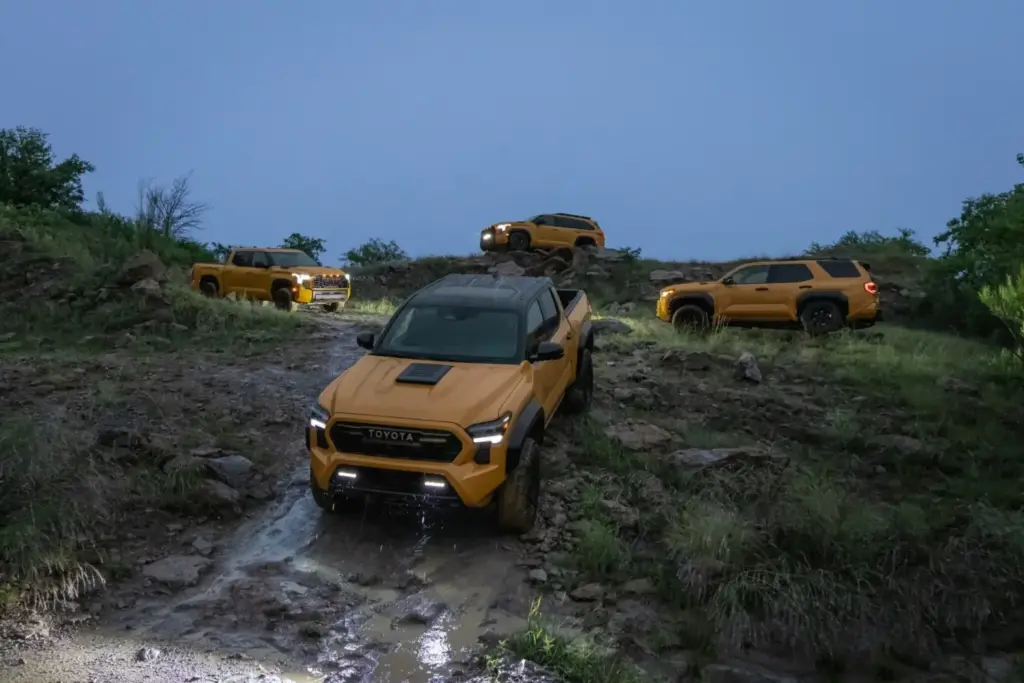 Los Toyota más aventureros del momento se visten de un exclusivo color amarillo 32 Motor16 2026 Toyota TRD Pro Gama 12 Motor16
