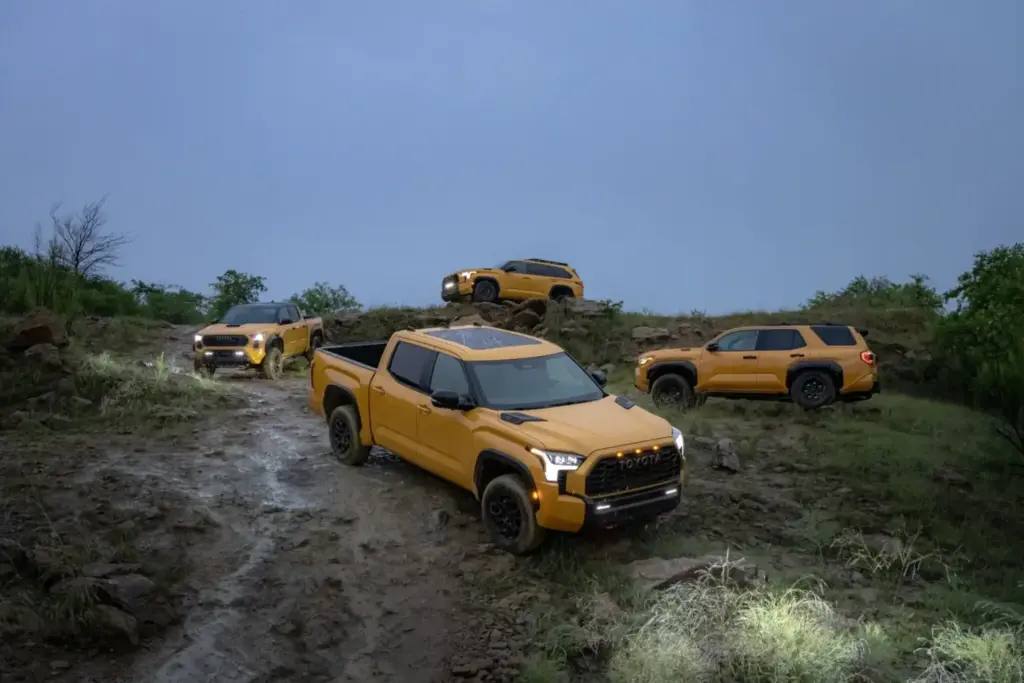 Los Toyota más aventureros del momento se visten de un exclusivo color amarillo 34 Motor16 2026 Toyota TRD Pro Gama 14 Motor16