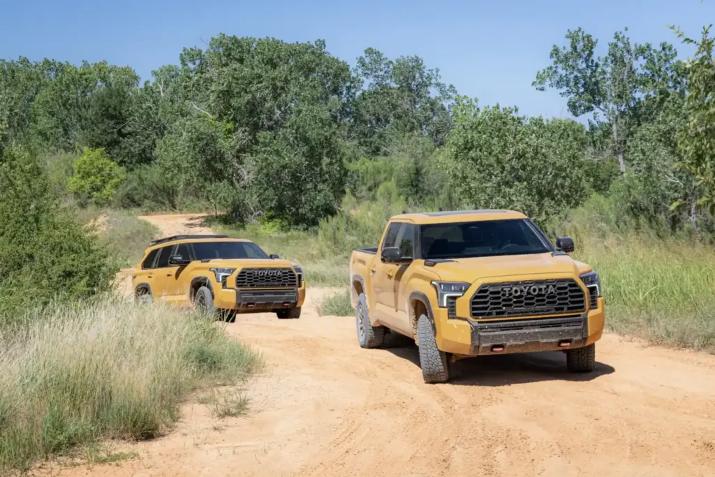 Los Toyota más aventureros del momento se visten de un exclusivo color amarillo 26 Motor16 2026 Toyota TRD Pro Gama 6 Motor16