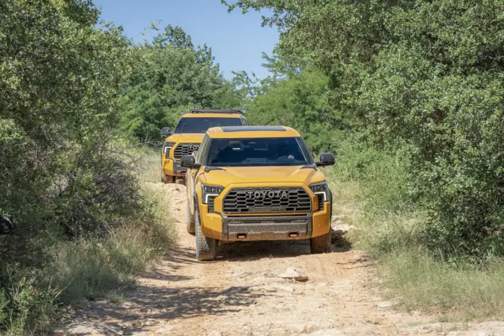 Los Toyota más aventureros del momento se visten de un exclusivo color amarillo 27 Motor16 2026 Toyota TRD Pro Gama 7 Motor16