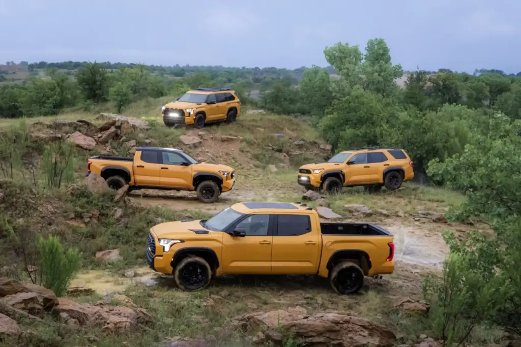 Los Toyota más aventureros del momento se visten de un exclusivo color amarillo 28 Motor16 2026 Toyota TRD Pro Gama 8 Motor16