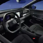 Volkswagen ID. Cross: pantalla de 13 pulgadas, Digital Cockpit y asistente que frena en semáforos