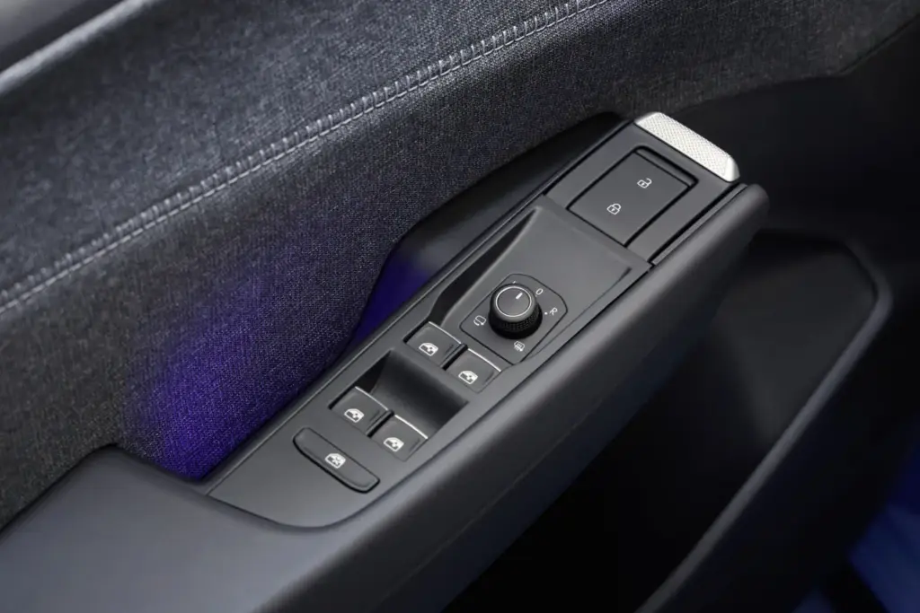 Volkswagen ID. Cross: El SUV eléctrico y ‘Made in Spain’ que está llamado al éxito 11 Motor16 2026 Volkswagen id cross azul 7 Motor16