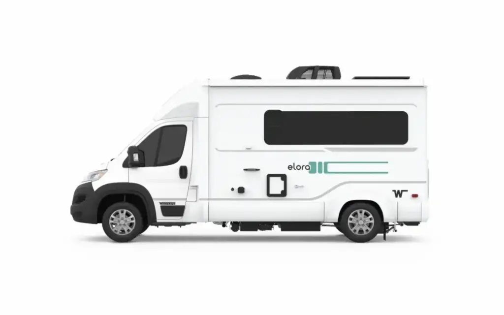 2026 Winnebago Elora Resa autocaravana 2 Motor16