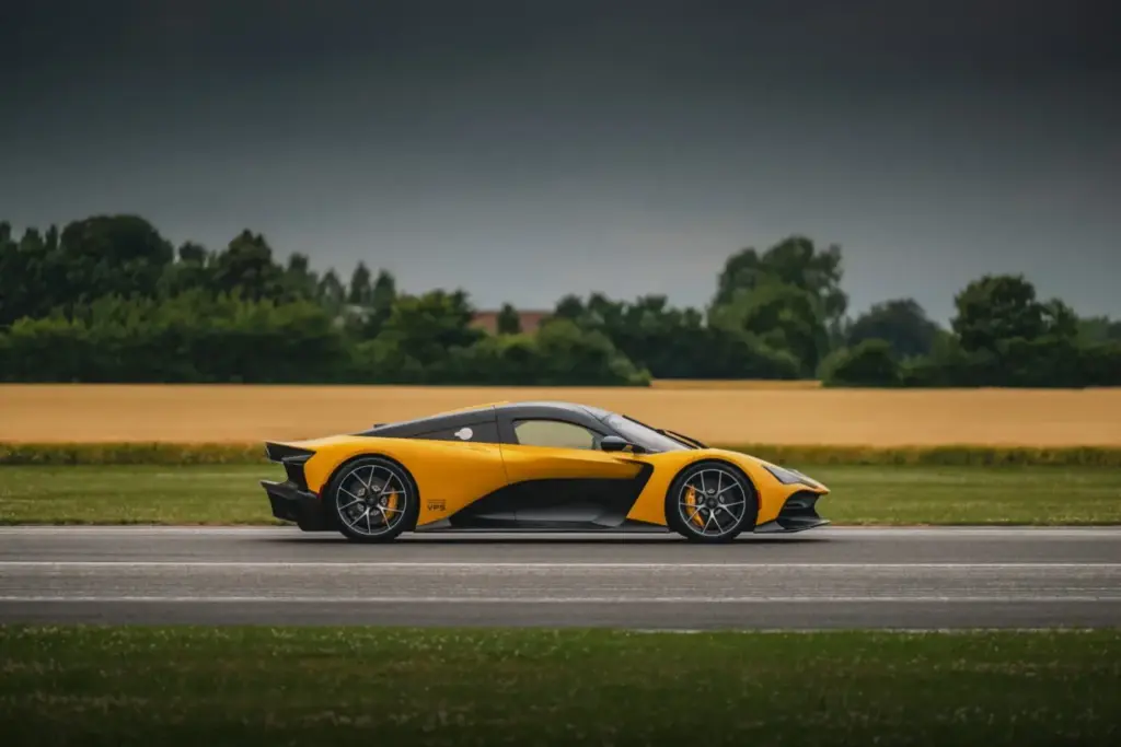 Zenvo Aurora: el hiperdeportivo cuyo V12 promete cortar la respiración 10 Motor16 2026 Zenvo Aurora Tur 5 Motor16