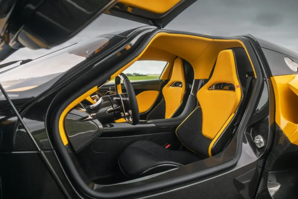 Zenvo Aurora: el hiperdeportivo cuyo V12 promete cortar la respiración 12 Motor16 2026 Zenvo Aurora Tur 7 Motor16