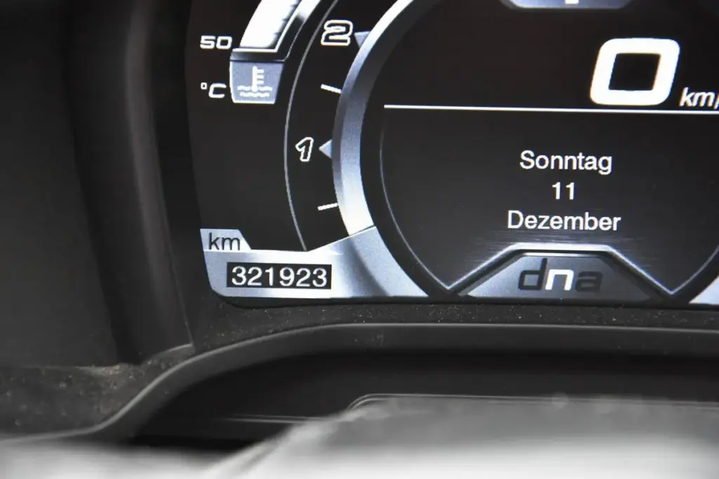 El Alfa Romeo 4C con 321.000 km que desmiente el mito de la poca fiabilidad italiana 1 Motor16 2026 Alfa Romeo 4C. Mileage Impossible. Imagen cuadro.