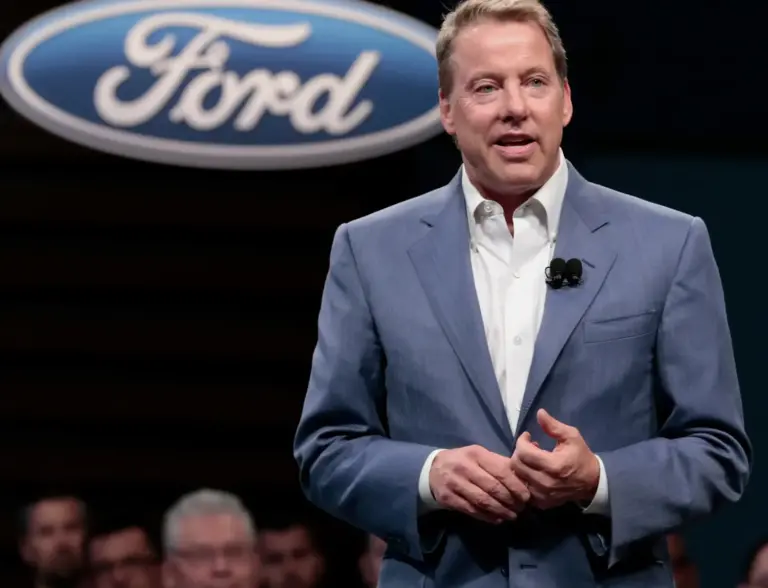 Bill Ford advierte: los coches chinos superarán los aranceles de EE.UU.