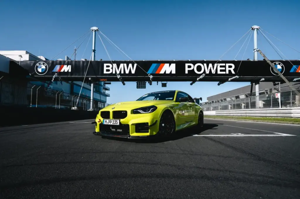 El BMW M2 cargado de chucherías que da sopas con honda al M2 CS en Nürburgring 5 Motor16 2026 bmw m2 m performance kit 3 Motor16