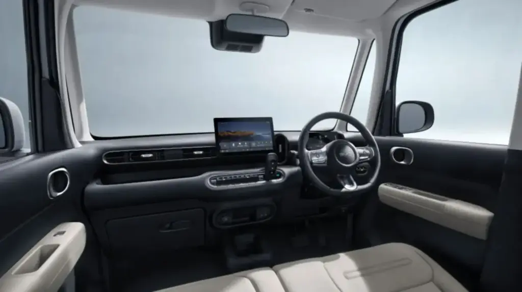 BYD Racco: El kei car con el que China dispara al segmento más amado en Japón 5 Motor16 2026 BYD Racco. Imagen interior.