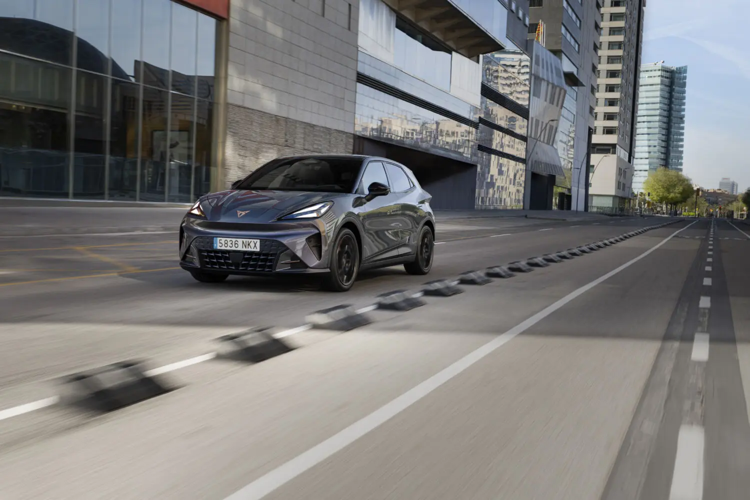 Cupra Raval Plus estrena variante de acceso con 135 CV, batería LFP y 328 km WLTP desde 23.820 €