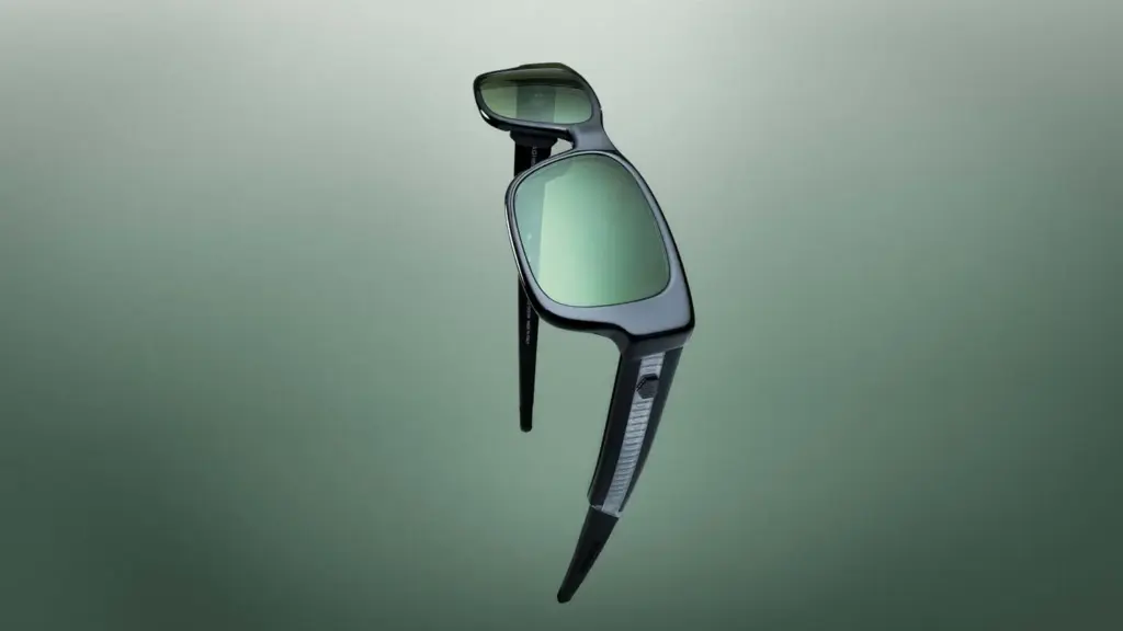 TAG Heuer, en la parrilla de salida con dos colecciones de gafas inspiradas en la edad dorada del automovilismo 9 Motor16 2026 gafas sol tag heuer3 Motor16