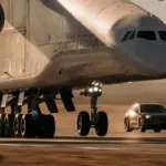 El debut del Porsche Cayenne Electric en Estados Unidos se merecía un vídeo a la altura de sus 1.156 CV