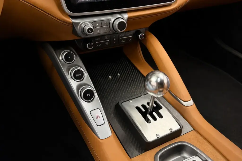 Rezvani convierte tu superdeportivo automático en manual por una fracción de lo que cuesta un 12Cilindri Manuale 3 Motor16 2026 rezvani cambio manual 2 Motor16