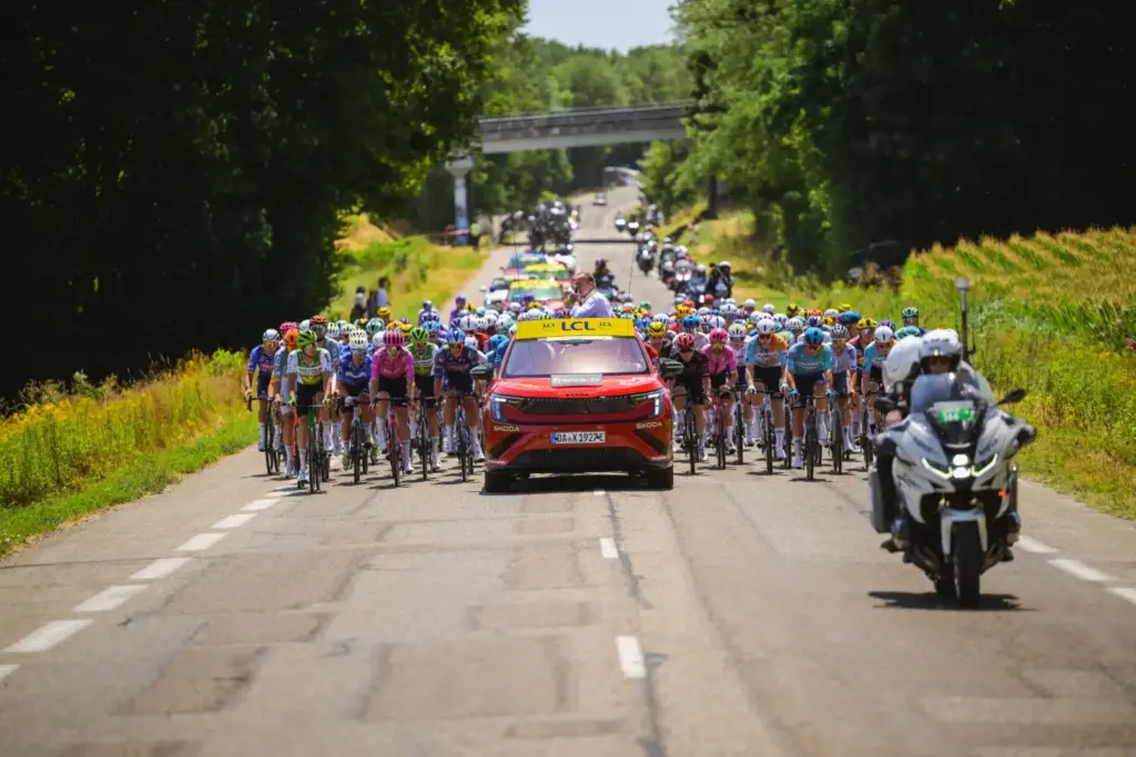 Škoda electrifica el Mundial de Ciclismo de Montaña en su segundo año como socio oficial del evento 3 Motor16 Škoda Auto Tour de Francia
