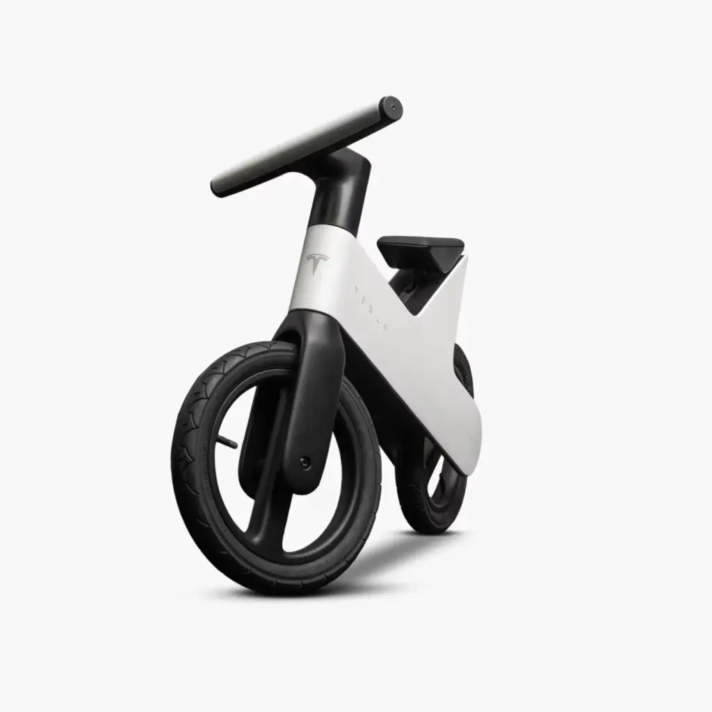 Lo más nuevo de Tesla no tiene baterías, ni pedales... pero apenas cuesta 200 euros 3 Motor16 2026 tesla balance bike 3 Motor16