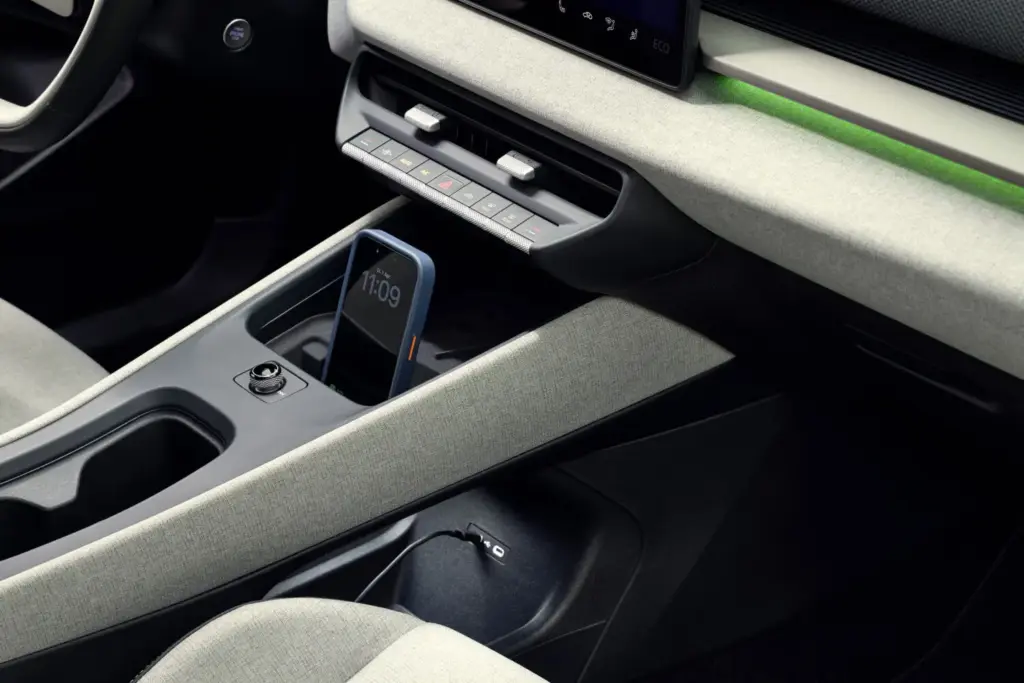 Volkswagen ID. Cross: El SUV eléctrico y ‘Made in Spain’ que está llamado al éxito 24 Motor16 2026 volkswagen id cross verde 4 Motor16