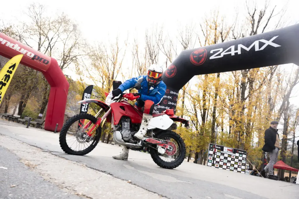 Gredos Book 2026 regresa a la Sierra de Gredos con más aventura, navegación y espíritu motero 28 Motor16 251129 GredosBook MS 23 Motor16