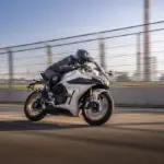 CFMoto 450SR-S: la deportiva de 50 CV que ya se vende en Argentina y apunta a España