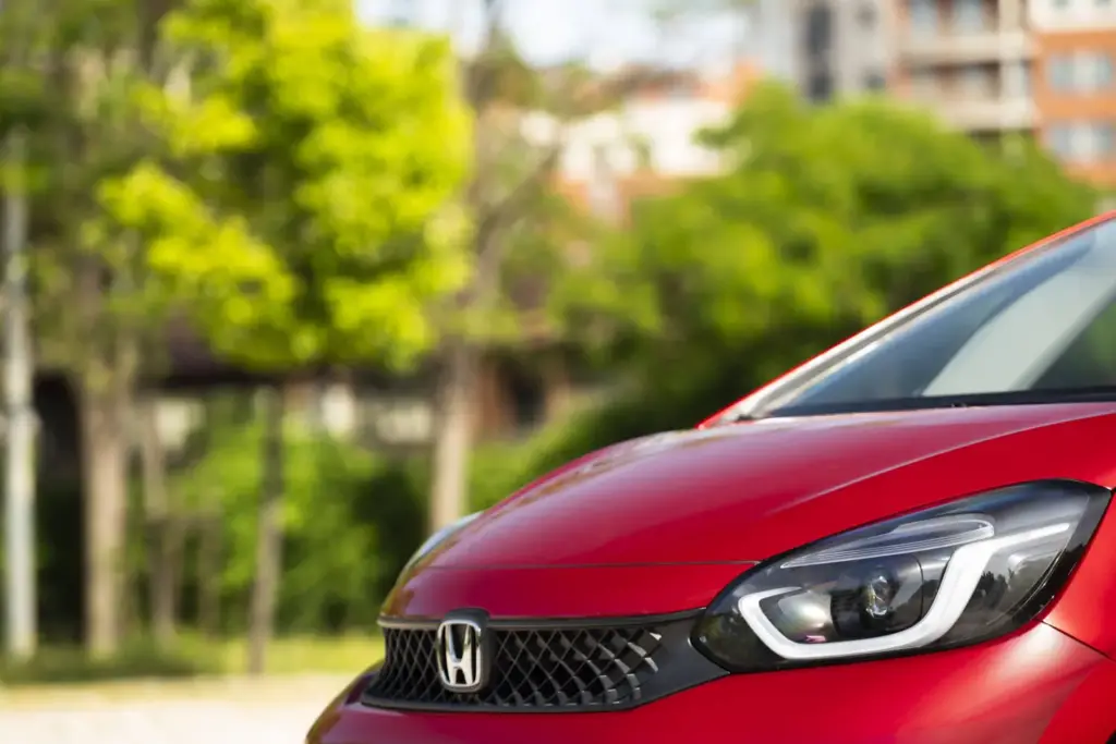 Al volante del Honda Jazz: 25 años haciendo grande lo compacto