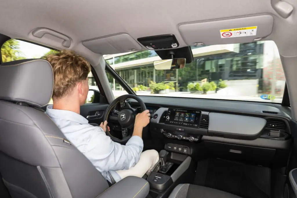 Al volante del Honda Jazz: 25 años haciendo grande lo compacto