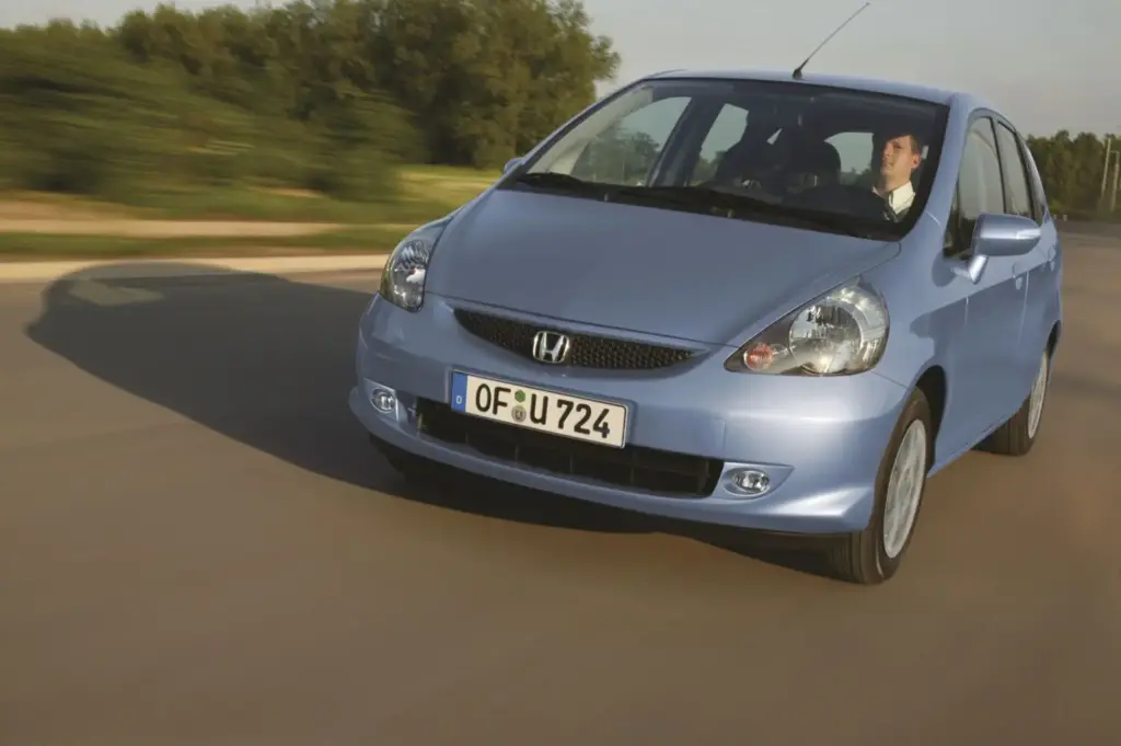 6744 Primera generaci n HONDA JAZZ 25 ANIVERSARIO Motor16