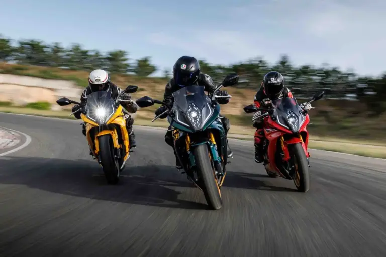 Seguro moto incluido: la Mitt 775R naked española por 6.995 €, ahorra hasta 300 € el primer año