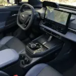 Subaru Solterra 2026: nueva pantalla de 14 pulgadas, Apple CarPlay inalámbrico y 509 km de autonomía