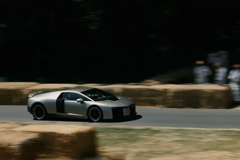 Audi estrena el Nuvolari en Goodwood con Tom Kristensen al volante