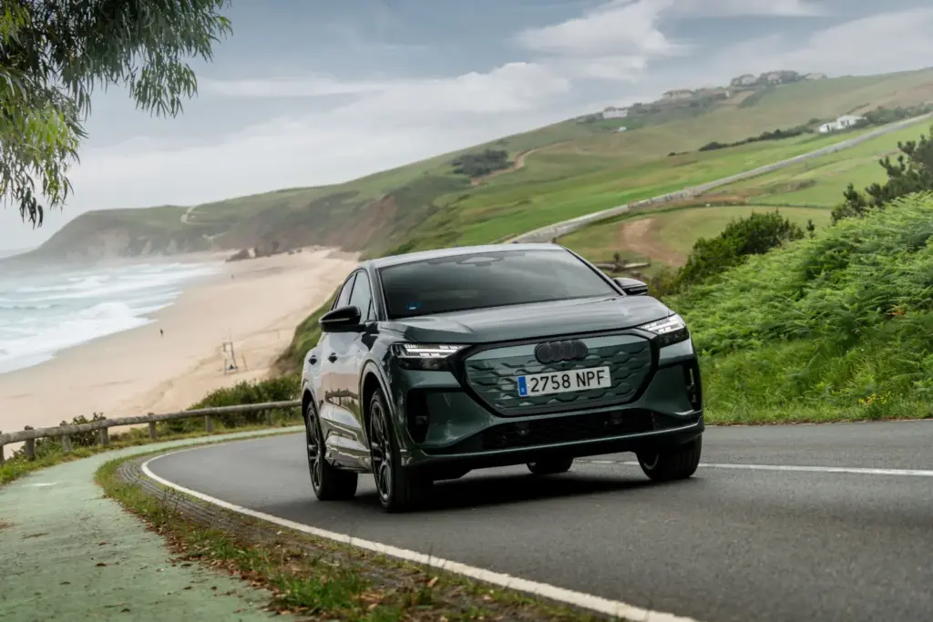 Conducimos el nuevo Audi Q4 e-tron: segundas partes son mejores 6 Motor16 AUDI Q4 ETRON SPORTBACK 1 Motor16