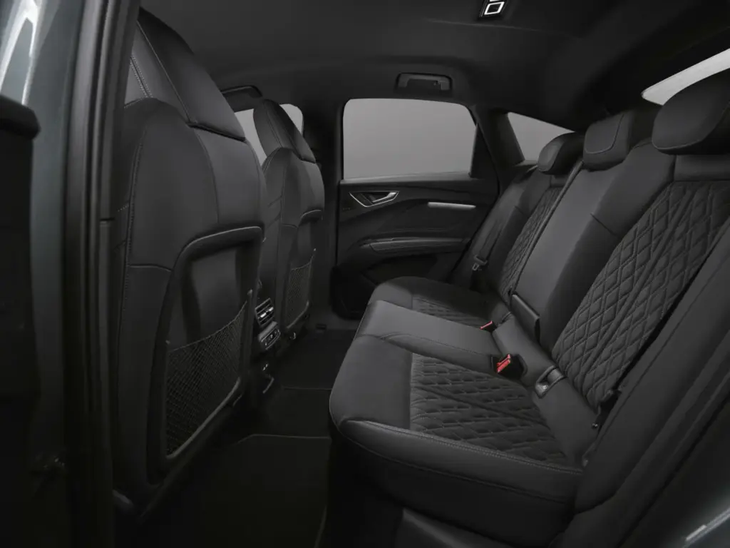 Conducimos el nuevo Audi Q4 e-tron: segundas partes son mejores 22 Motor16 AUDI Q4 ETRON SPORTBACK 17 Motor16