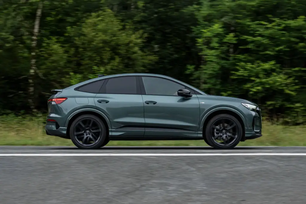 Conducimos el nuevo Audi Q4 e-tron: segundas partes son mejores 11 Motor16 AUDI Q4 ETRON SPORTBACK 6 Motor16